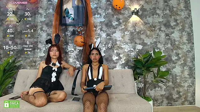 Julieta_and_Lola - spanks ass 50