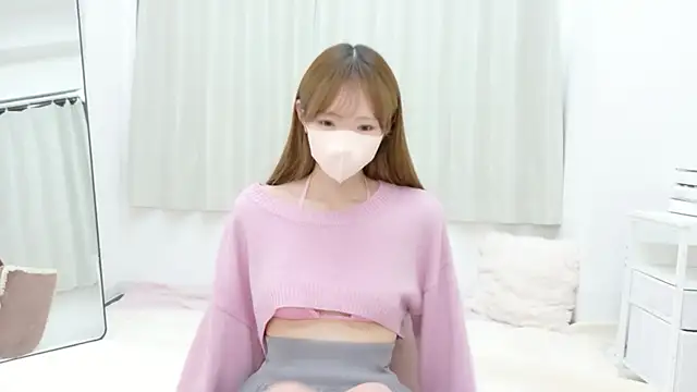 Yukachan_vv - 下の服ぽいっ♡