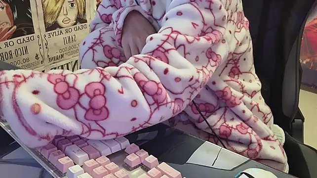 SNAKEgirlQAQ - 大家不要刷币 没有表演