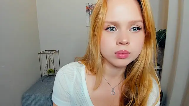 MargieMeinhardt - Tease you with my shoulder