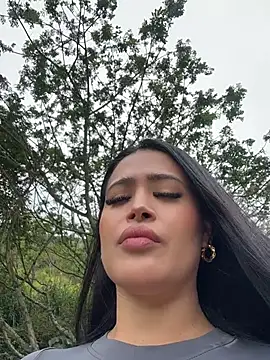 Sara_fun - Naked in car