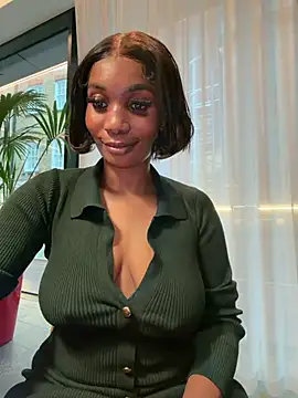 ___Nessa - Clamps boobs&public hard squirt