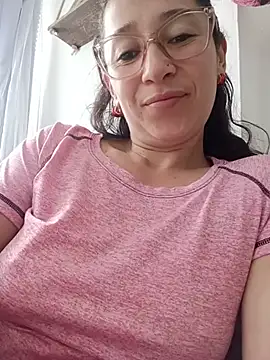 Emilypoppy3 - Riding a big toy