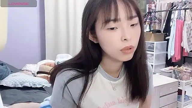 Peachyu - 開表演換情趣衣服慰慰玩玩具