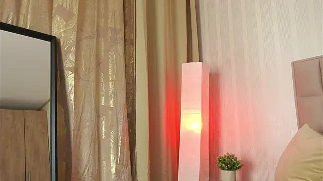 GabyRios - dance in topless