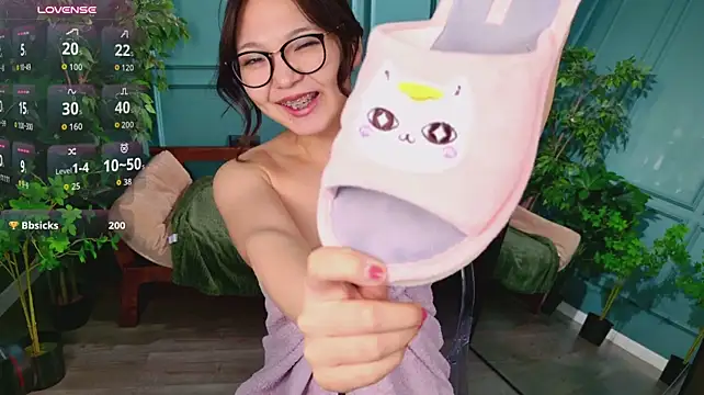 AlishaCloud - slap&rub breasts with ur dick