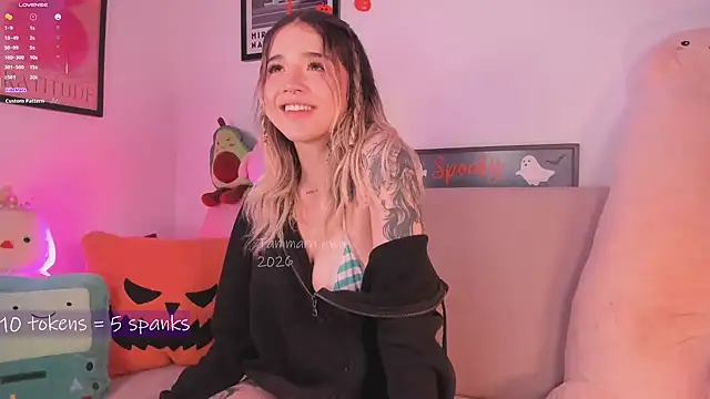 _Tammara_ - nipple play + saliva