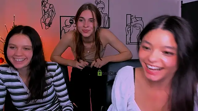 Itscharlliee - flash ass in panties(Emma)