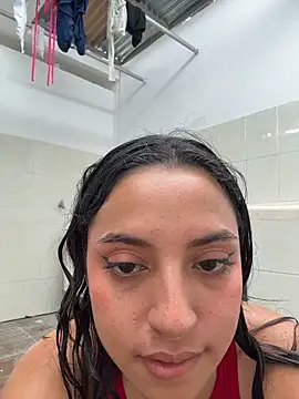MeggyMae_ - RUB CLIT WITH WATTER