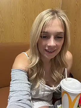 CherryAuroraa - FUCK PUSSY BIG DILDO AT PUBLIC MCDONDALD