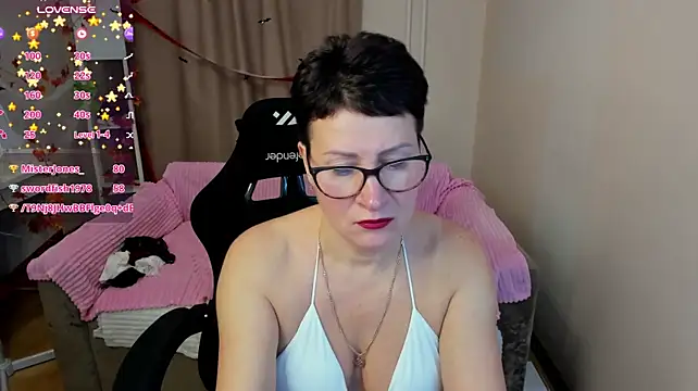 JennyMons - 2 fingers in pussy in panties