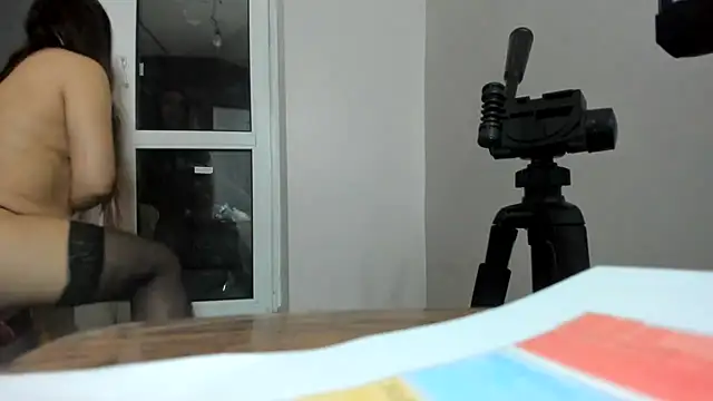 LoraMooon - Suck dildo 🥰