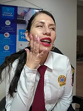 Alysson-- - LICK FINGERS + CONTROL TOY 3 MIN SHEWAS.