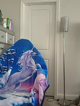 Butterflybootyy - Naked twerk
