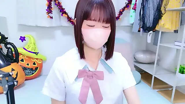 Im_Yu-na - 上から下までじっくり観察…///半額メニューあります！