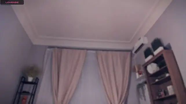 JennetteLubben - put toy inside panties for good orgasm