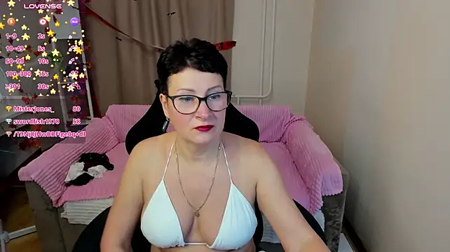 JennyMons - 2 fingers in pussy in panties