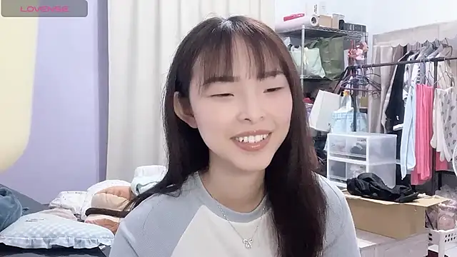 Peachyu - 開表演換情趣衣服慰慰玩玩具
