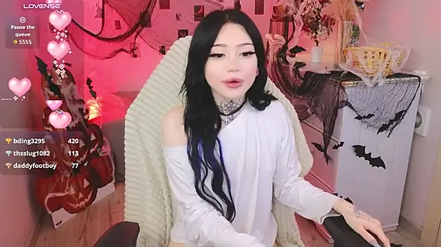 Emma_Kirks