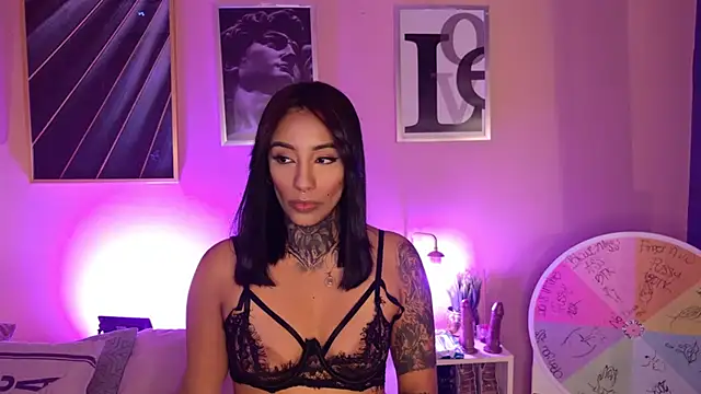 Biancaleblanc - suck dildo