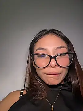 Amira_cute2 - BIG SQUIRT IN CUCUMBER 🥒