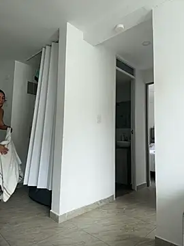 LauraCadwell - LAURA DANCE + NAKED