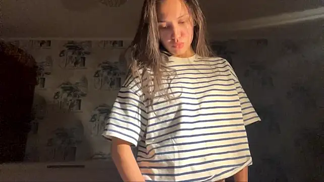 MarinaTuray - FLASH MY HARD NIPPLE
