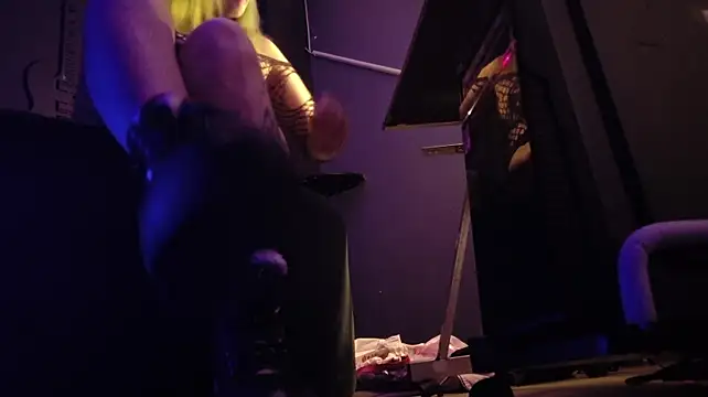 BlairVixen - SHow feet