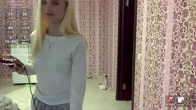 EdwinaDespres - show the panty straps