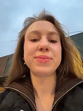 outdoor-houndour's Live XXX Chat