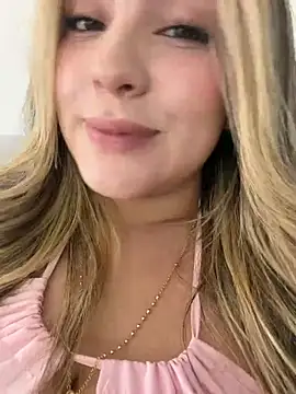 Cloee_Rainbow1 - Twerk one song + oil in ass 💦🍑😎🍑🥵