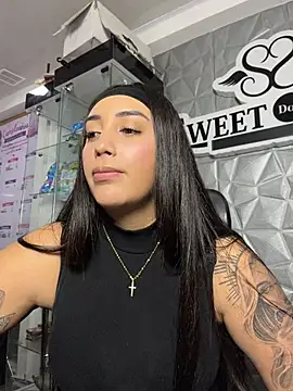 Hannahoff - Play big boobs toilet office 🍒😈