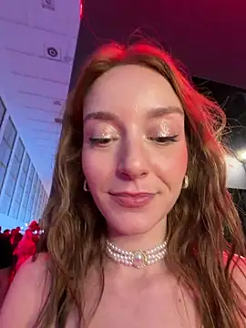 SirenaBelle - Fuck Sabrina with Dildo in TS at Venus