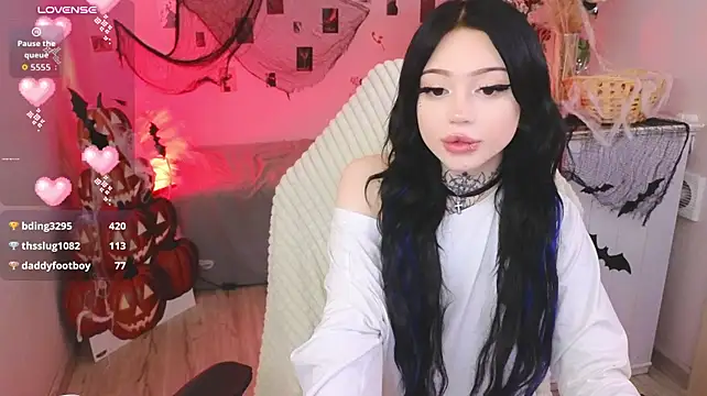 Emma_Kirks - ass in oil 5 slaps