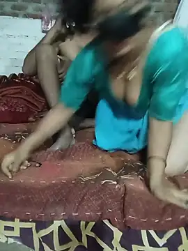 Indiansexycouple2
