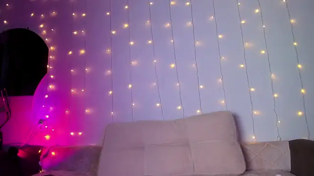 May_Flower - FINGER THAT PUSSY