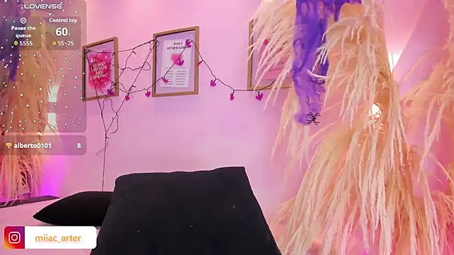 MiaaCarter_