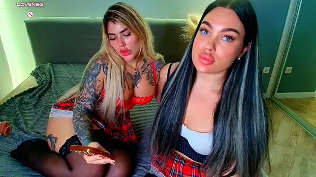 Katerine_Monroe - lick each other's nipples 💘