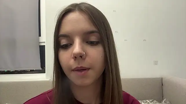 LisaPorse - show belly + cute wink