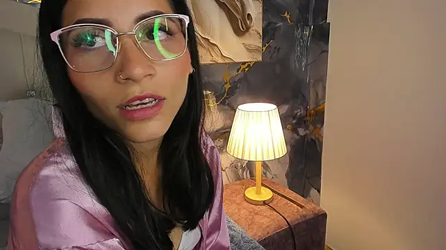 Ammy-Thompson - 💃 Erotic dance, 1 minute