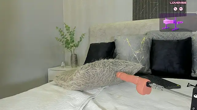 Zoe_martins_ - make me moan very loud