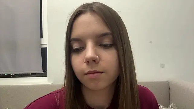 LisaPorse - show belly + cute wink