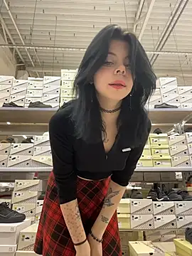 LishuMeow - pinch + drool on nips before stranger