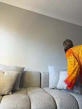 CurvyDesire1
