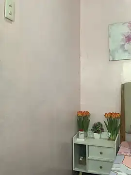 YaraSmith - fuck my dildo until I cum😜💦