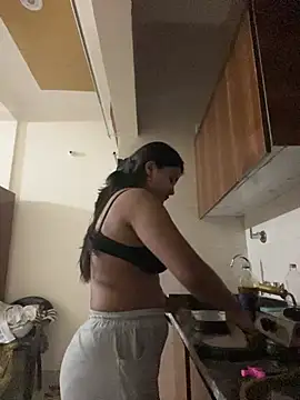 Sexyakansh - Nude dance and shower show