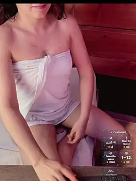 Milena_kiitty - Massage my titties close up