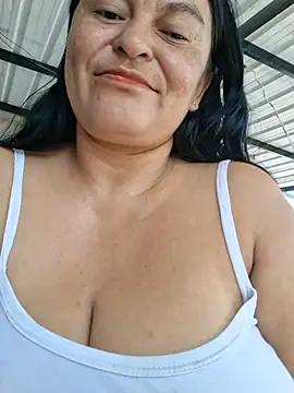 Horny-Mommy-Dirty - Squirt