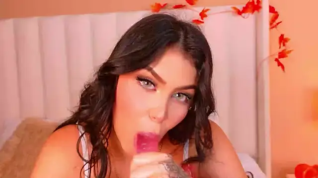 EmilyBills - fuck my ass with my fingers