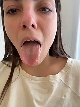 Lilylovelesss - NAKED + SUCK DILDO + HOT VIDEO WINNER